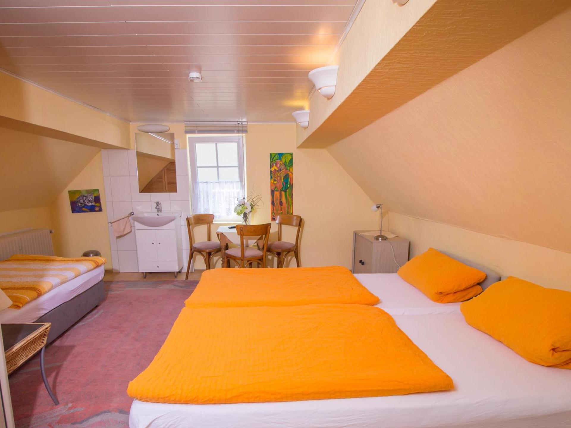 Hotel zur Post - Burg an der Mosel Zimmer foto